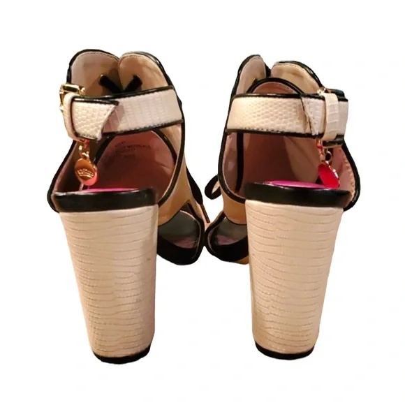 Juicy Couture Lace Up Open Toe Heels Size 10 - Picture 10 of 16